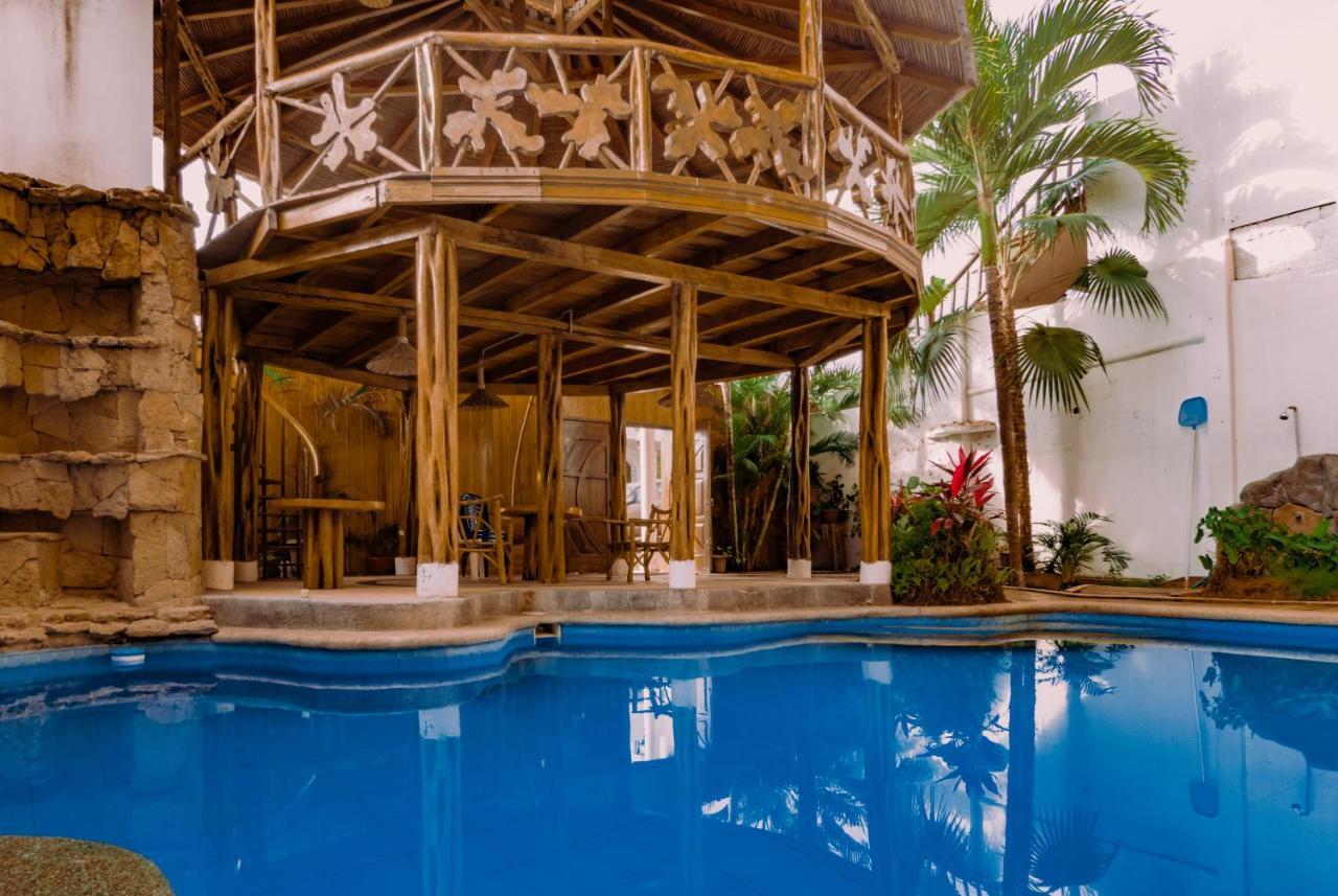 Hostal Poseidon بويرتو كايو المظهر الخارجي الصورة