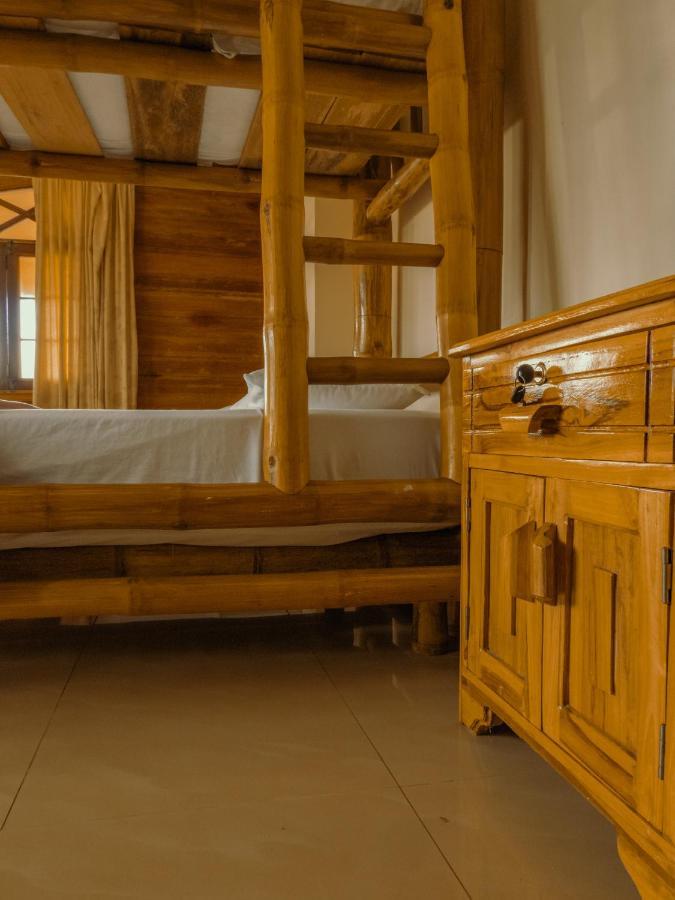 Hostal Poseidon بويرتو كايو المظهر الخارجي الصورة