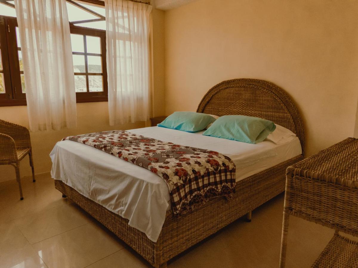 Hostal Poseidon بويرتو كايو المظهر الخارجي الصورة