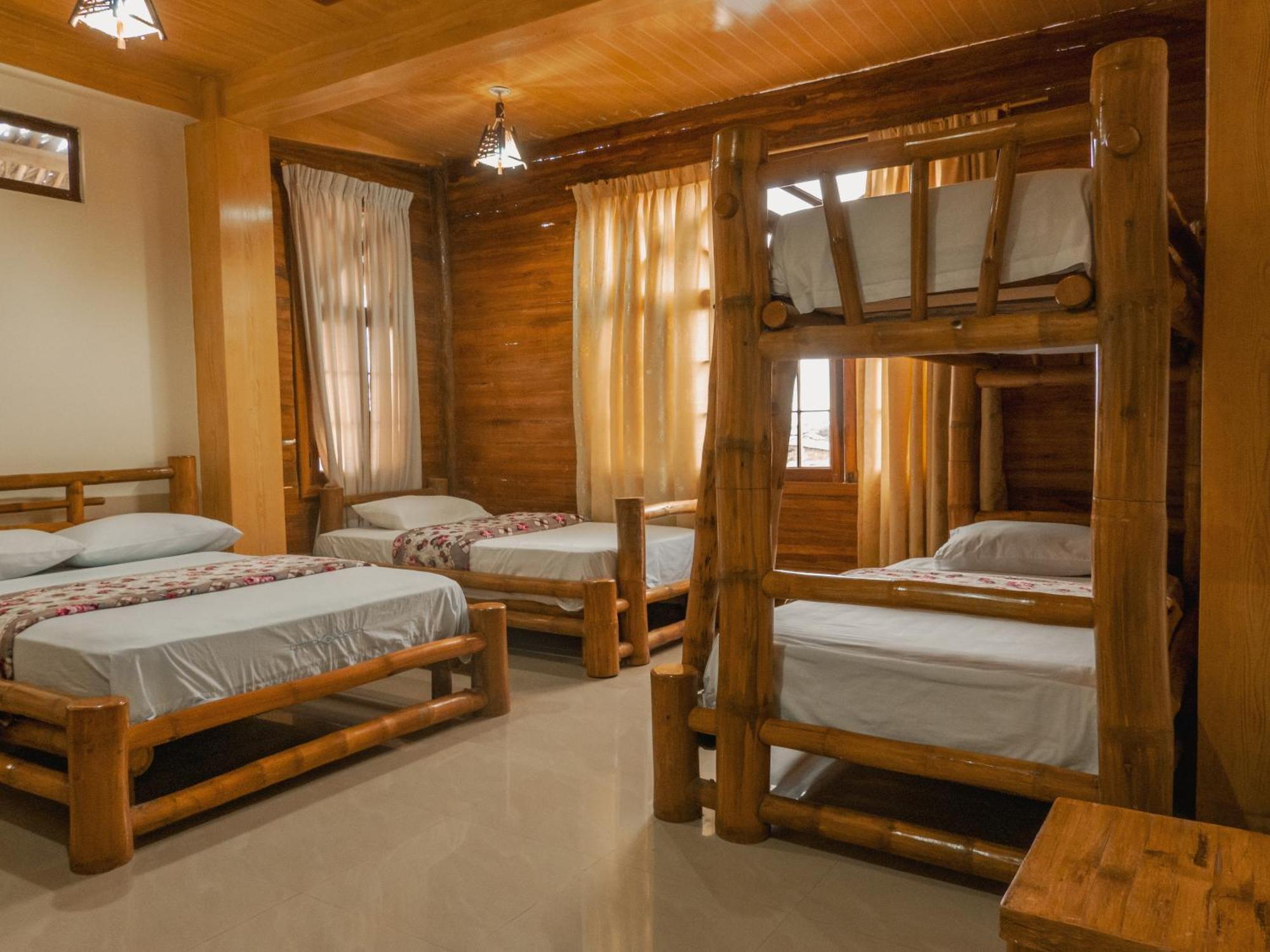 Hostal Poseidon بويرتو كايو المظهر الخارجي الصورة