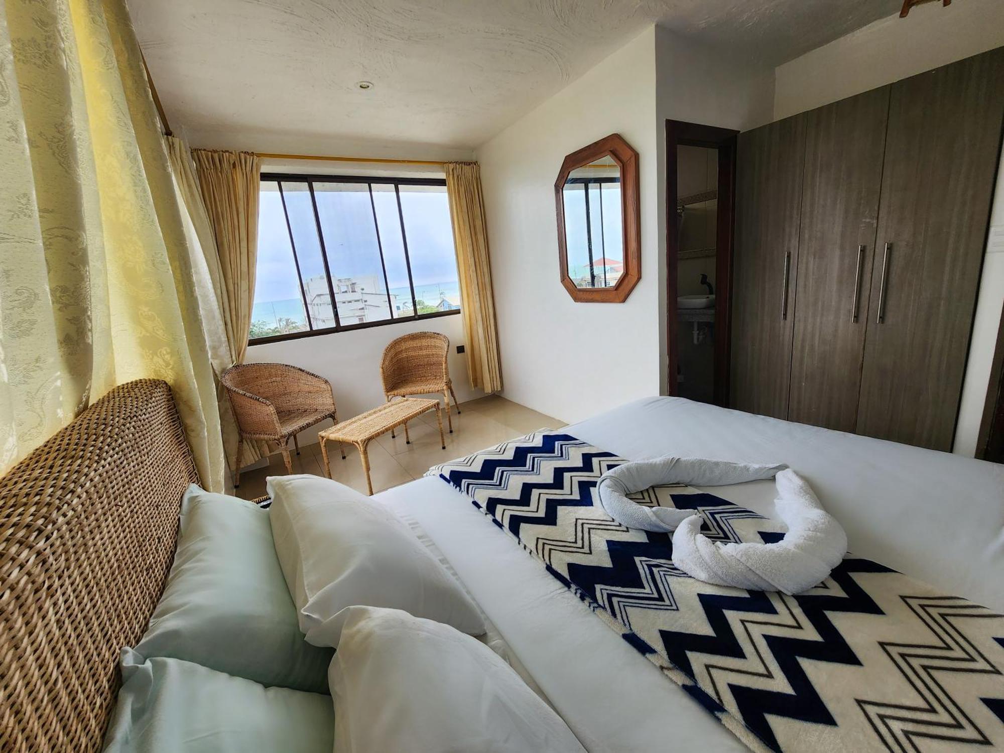 Hostal Poseidon بويرتو كايو المظهر الخارجي الصورة